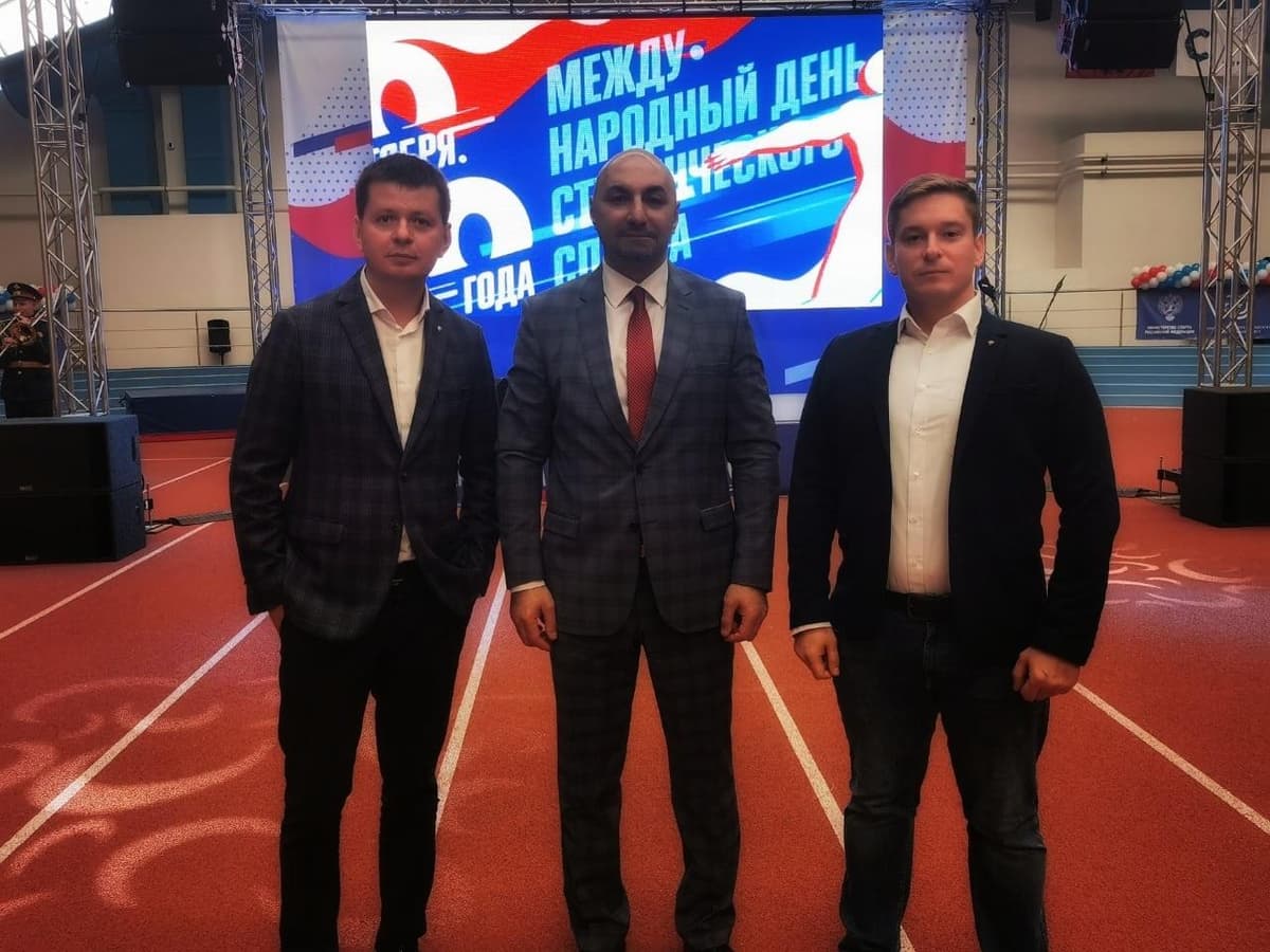 ФВСАР провела соревнования по воздушно-силовой атлетике на праздновании Международного студенческого дня